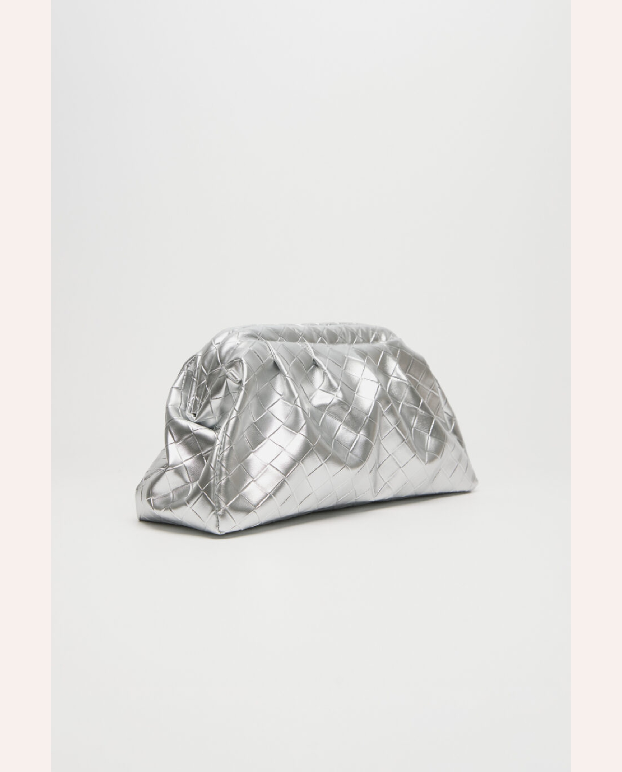 Dimi Textured Bag – Silver - Image 5