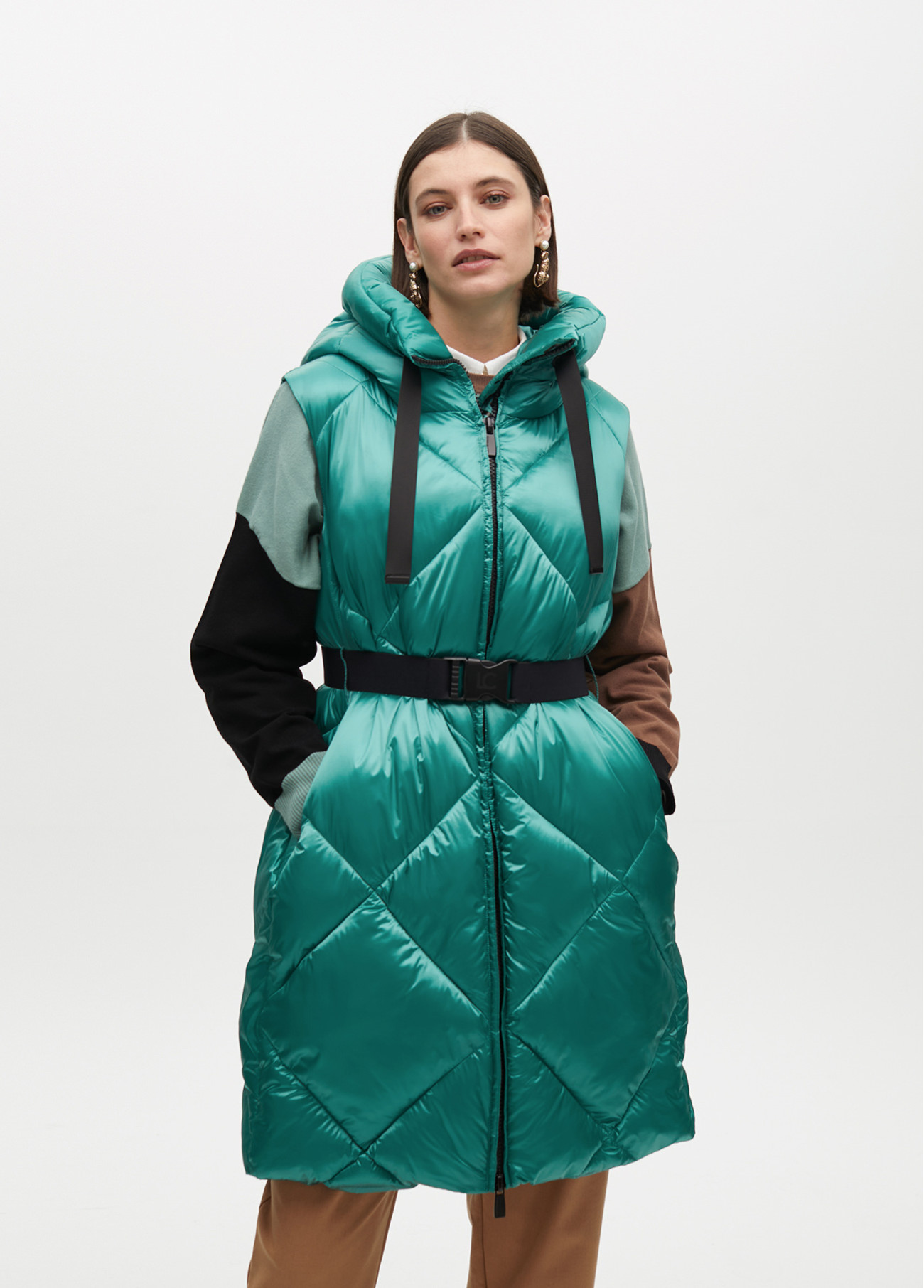 gilet-matelasse-a-capuche Stasia Vest – Turquoise - Image 1