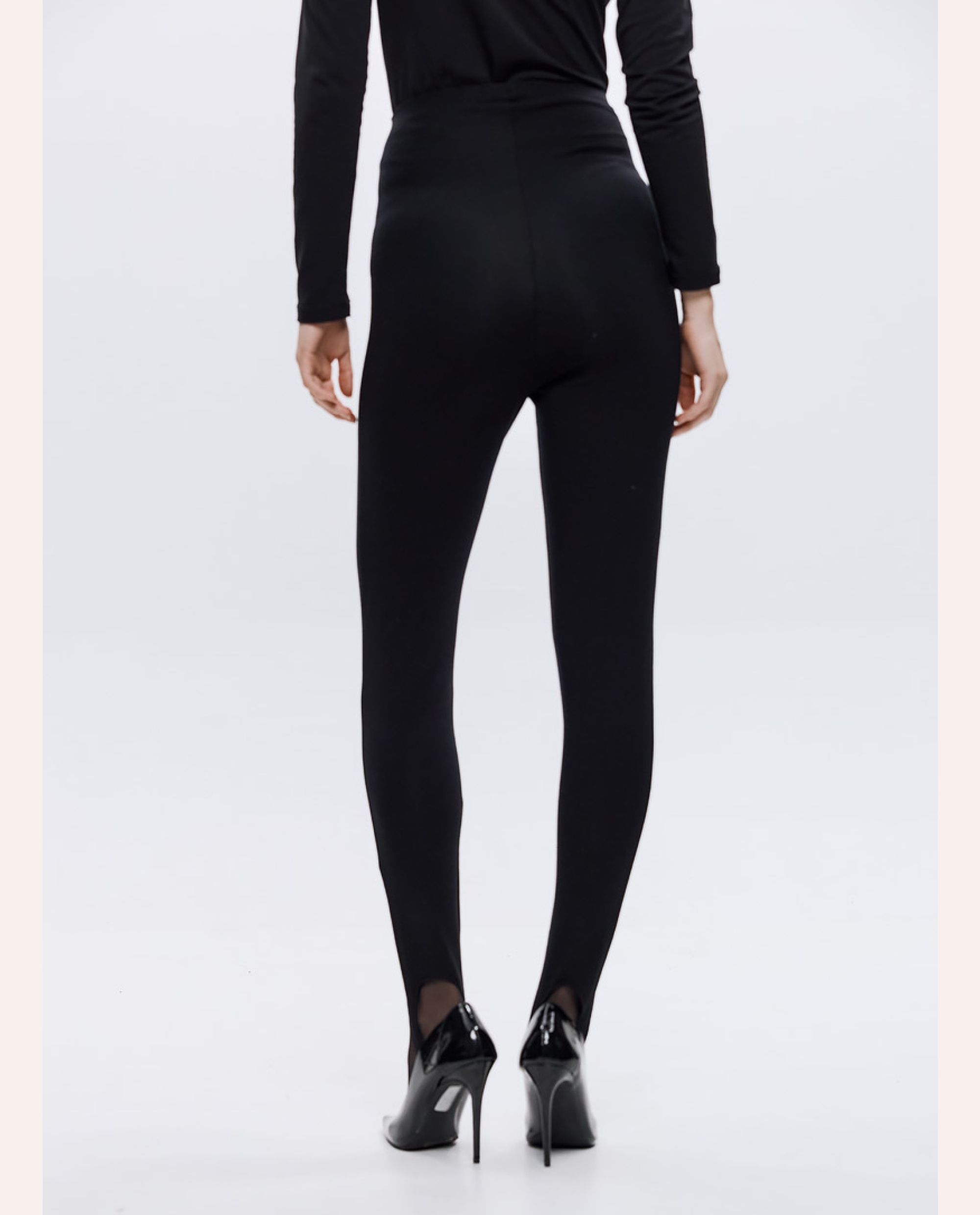 Rowan Stirrup Leggings – Black - Image 4