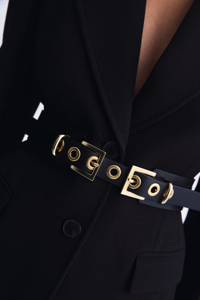 Lt_Gabi1089-700x1049-1 Petit Core – Black - Image 1